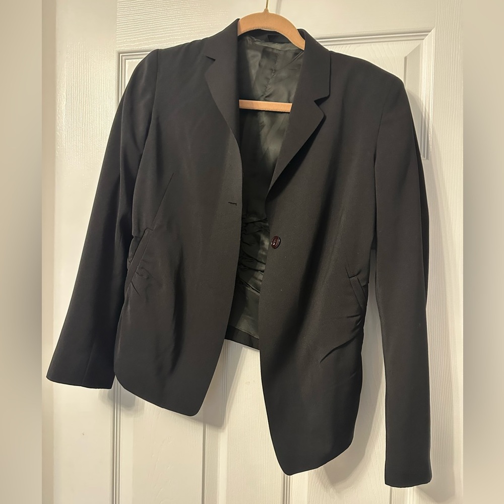 BLACK MARITHE BLAZER WITH RUCHED DETAILING! SIZE M!